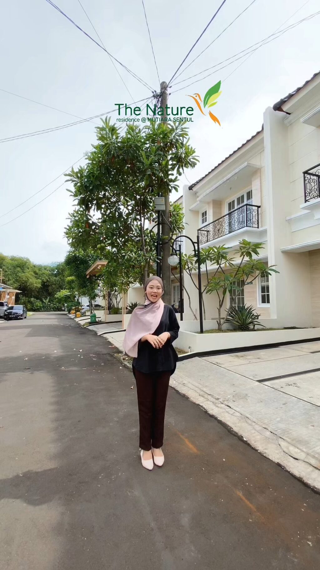 Instagram post from mutiara_sentul. This post is in position 11.