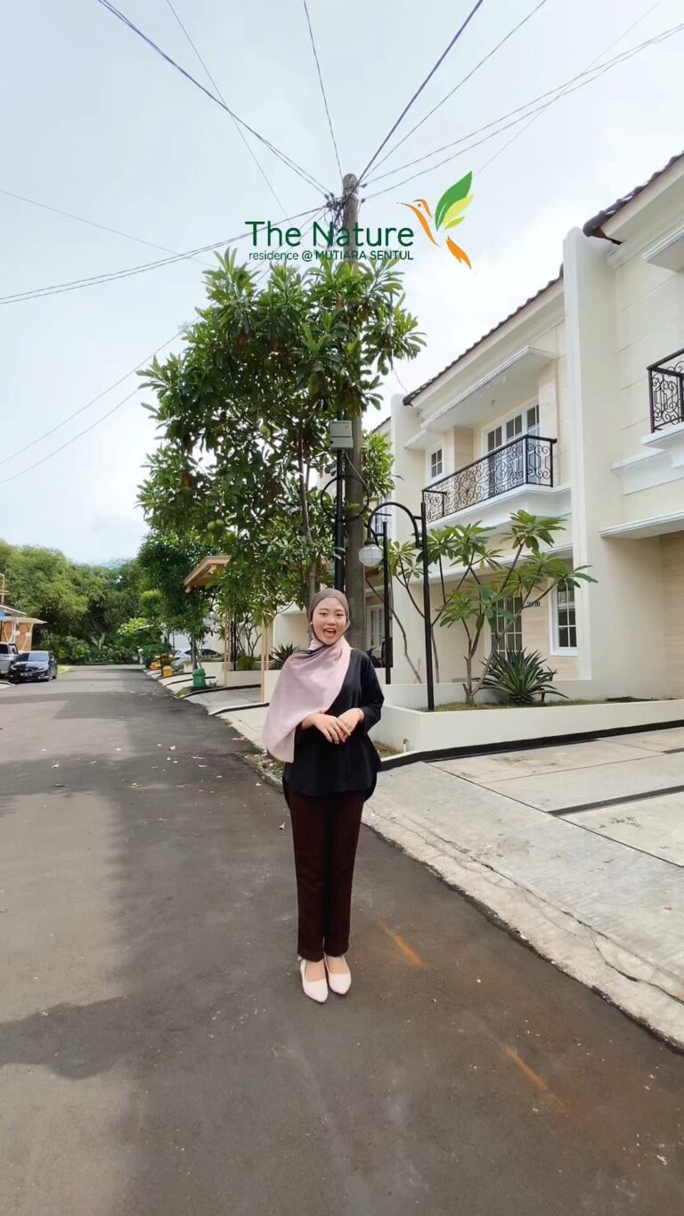 Instagram post from mutiara_sentul. This post is in position 12.